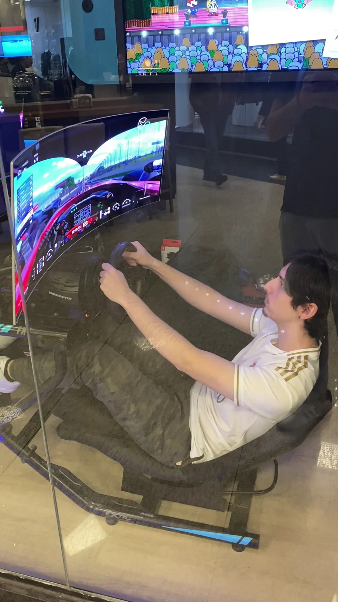 Cockpit de corrida em uso
